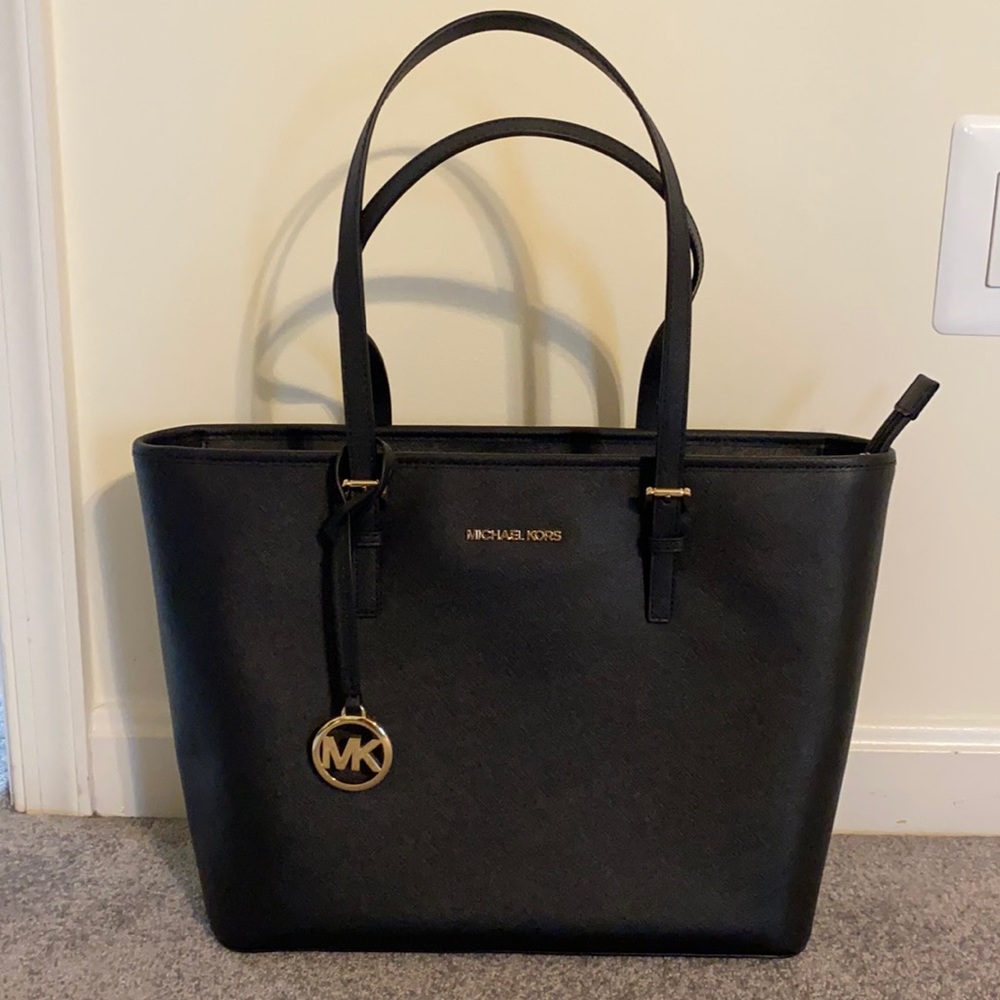 Black Michael Kors purse.